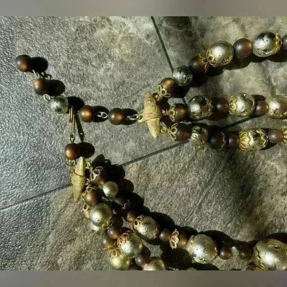 💜 2/$25 Beautiful Vintage/Old Costume Jewelry Necklace - Picture 4 of 5